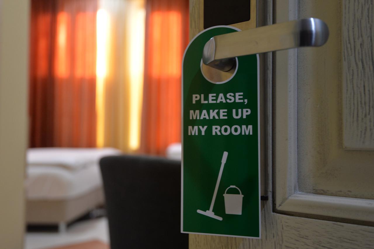 Yerevan Deluxe Hotel מראה חיצוני תמונה